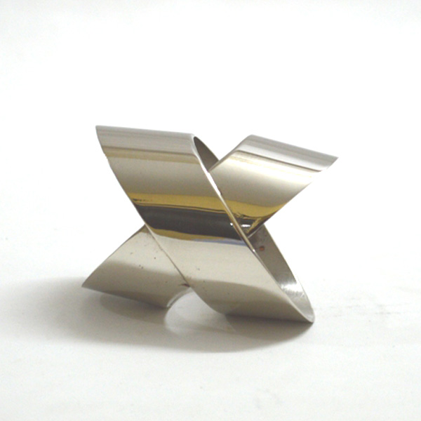 Cross store napkin rings